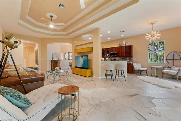 10000 Valiant CT #201, Miromar Lakes, FL 33913