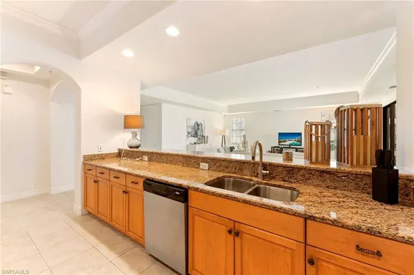10723 Mirasol DR #310, Miromar Lakes, FL 33913