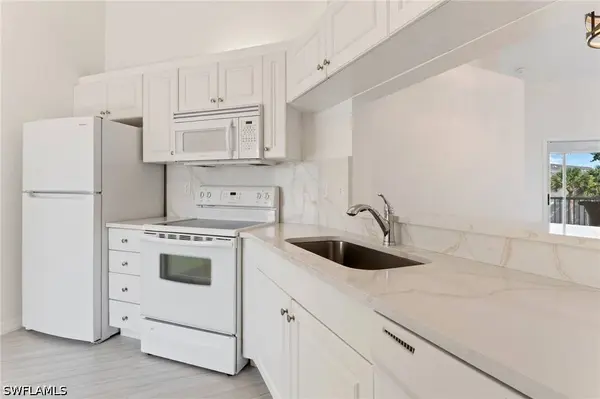 12081 Summergate CIR #204, Fort Myers, FL 33913