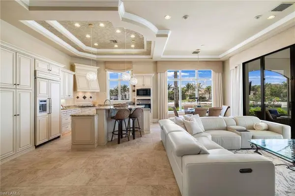 11777 Via Savona CT, Miromar Lakes, FL 33913
