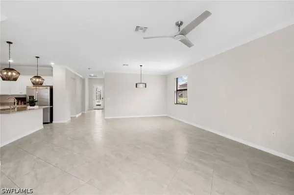 19752 The Place BLVD, Estero, FL 33928