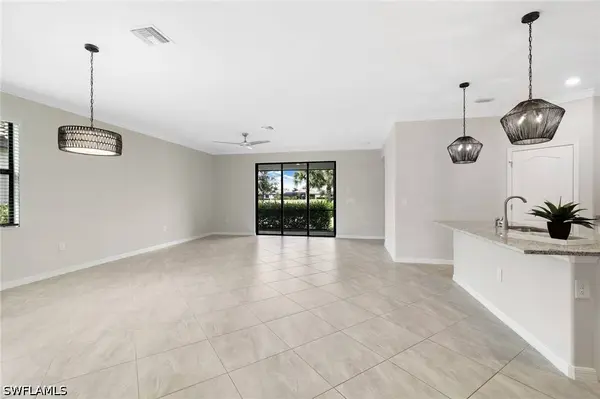 19752 The Place BLVD, Estero, FL 33928