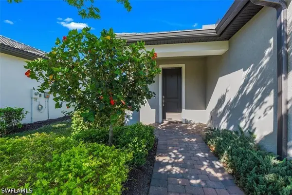 9605 Bexley DR, Fort Myers, FL 33967