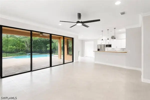 4384 Aurora ST, Naples, FL 34119