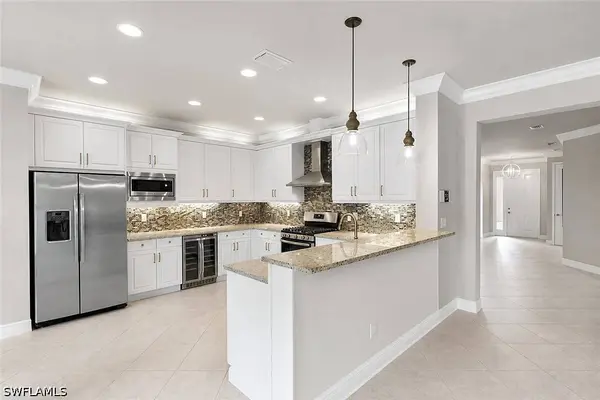 4384 Aurora ST, Naples, FL 34119