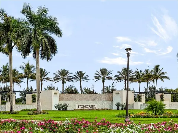 4384 Aurora ST, Naples, FL 34119