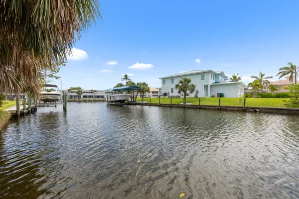 5115 Manor Ct, Cape Coral, FL 33904-5628