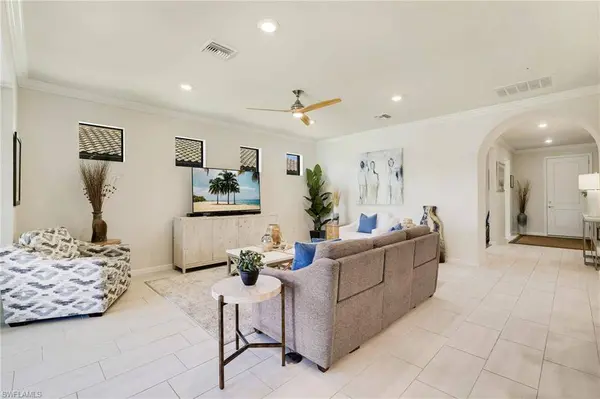 19652 Utopia LN, Estero, FL 33928