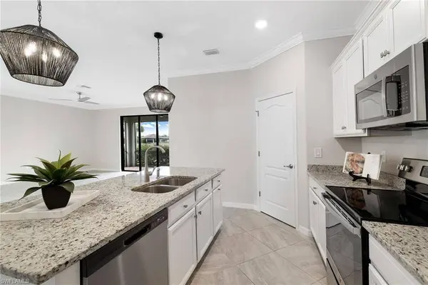 19752 The Place BLVD, Estero, FL 33928