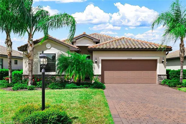 19752 The Place BLVD, Estero, FL 33928