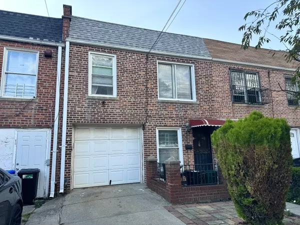 135-08 118th St, South Ozone Park, NY 11420