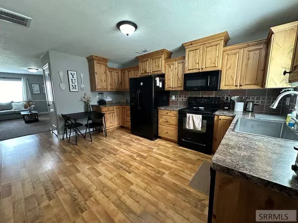 575 Countryside Avenue, Rexburg, ID 83440