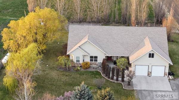 4175 N 3000 E, Sugar City, ID 83448