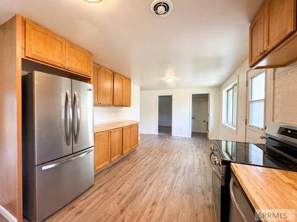 2237 Logan Drive, Idaho Falls, ID 83401
