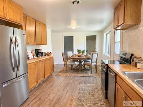 2237 Logan Drive, Idaho Falls, ID 83401