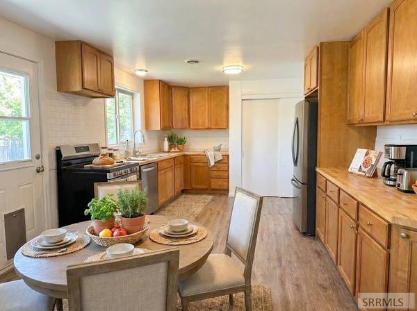 2237 Logan Drive, Idaho Falls, ID 83401