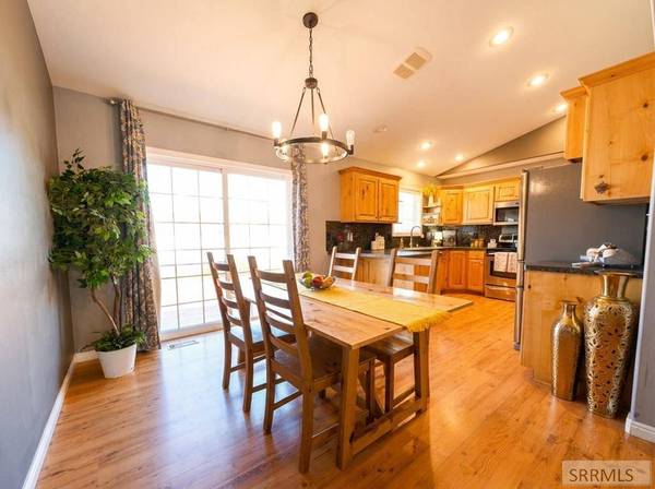 1554 Avon Lane, Idaho Falls, ID 83401