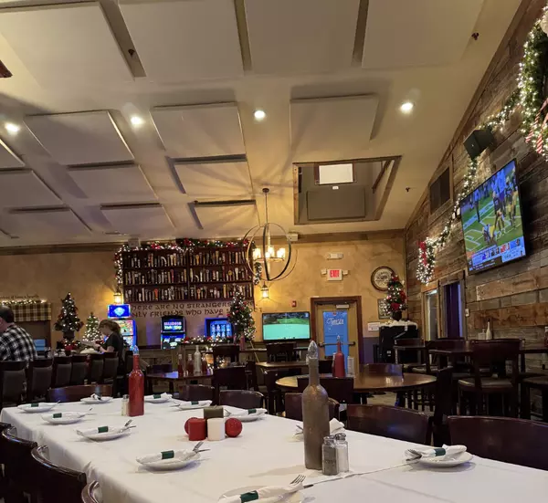 feature image of Southwest Suburbs Holiday Dinner Guide