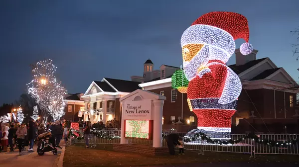 feature image of A Magical Guide to Holiday Light Displays: New Lenox Christmas in the Commons &amp; Festive Towns Nearby