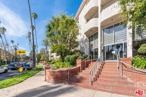 836 S Bundy DR #300, Los Angeles, CA 90049