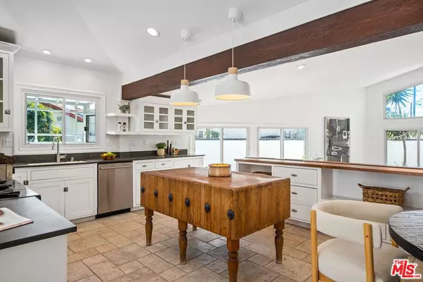 7145 Trask AVE, Playa Del Rey, CA 90293