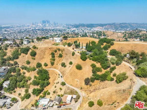 2661 N Forest Park Dr, Los Angeles, CA 90032