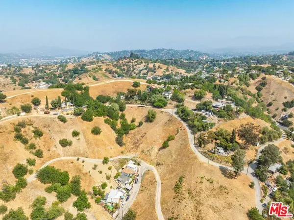 2661 N Forest Park Dr, Los Angeles, CA 90032