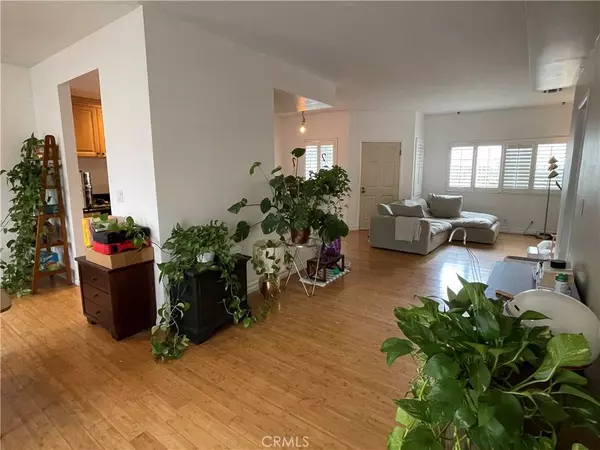 4437 Avocado ST #107, Los Angeles, CA 90027