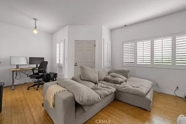 4437 Avocado ST #107, Los Angeles, CA 90027