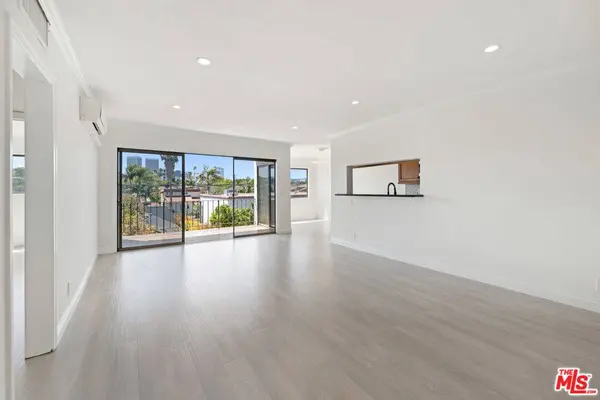 423 S Rexford DR #303, Beverly Hills, CA 90212