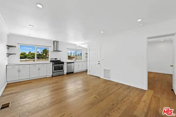 406 N Benton WAY, Los Angeles, CA 90026