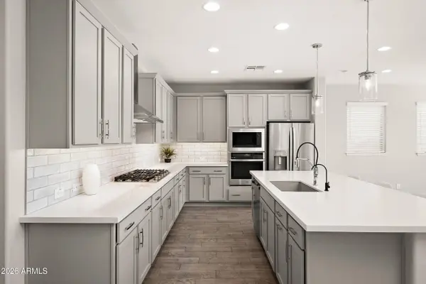 5610 N 194TH Lane, Litchfield Park, AZ 85340