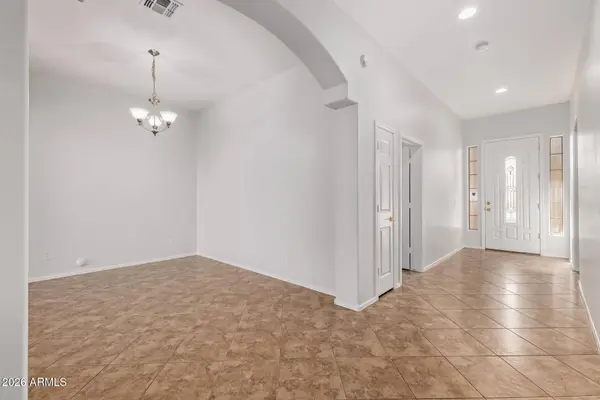 43924 W MCCLELLAND Drive, Maricopa, AZ 85138