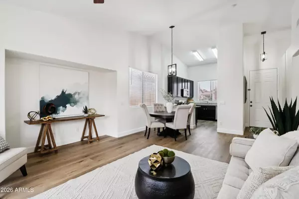 6925 W HARRISON Street, Chandler, AZ 85226