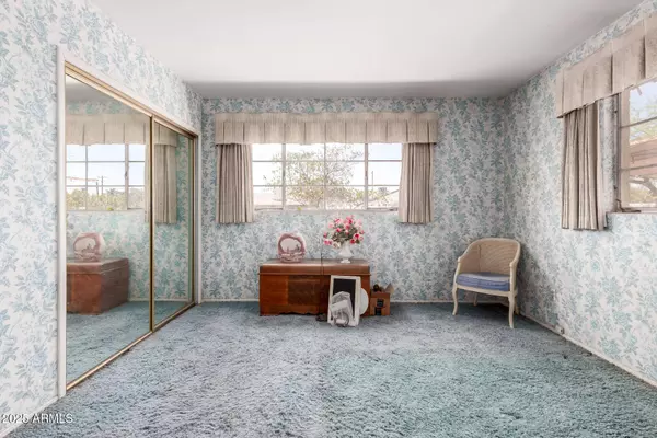 1913 N 22ND Place, Phoenix, AZ 85006