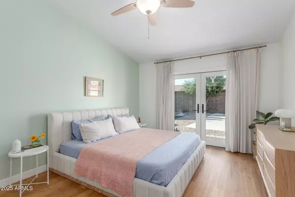 2432 W EVANS Drive, Phoenix, AZ 85023