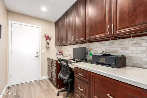 19817 N 92ND Avenue, Peoria, AZ 85382