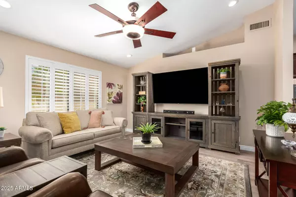 19817 N 92ND Avenue, Peoria, AZ 85382