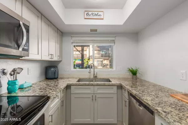 2232 W LINDNER Avenue #2, Mesa, AZ 85202