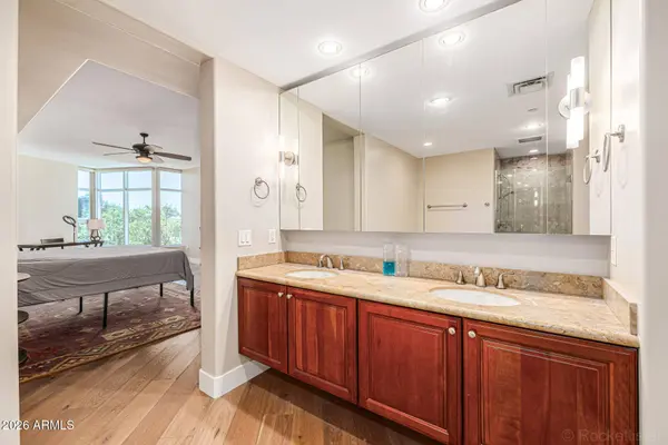 120 E RIO SALADO Parkway #204, Tempe, AZ 85281