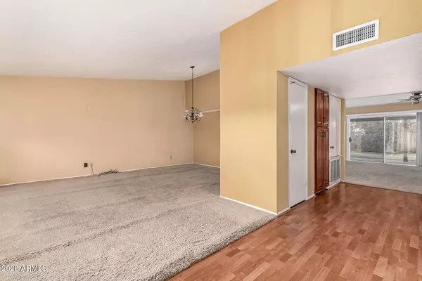 8683 E VIA DE LA GENTE --, Scottsdale, AZ 85258