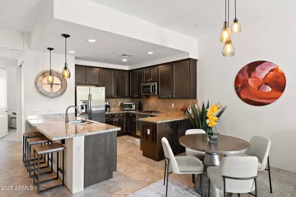 36600 N CAVE CREEK Road #B9, Cave Creek, AZ 85331