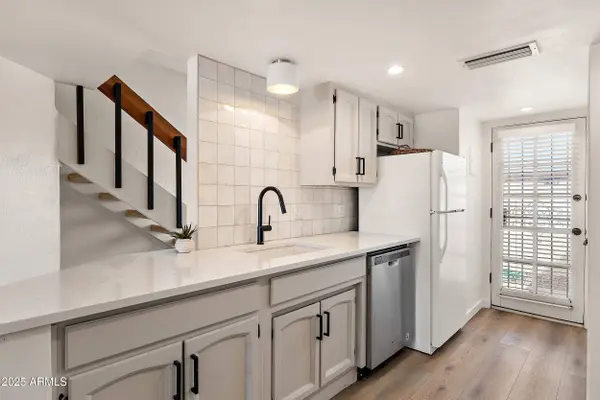 6150 N SCOTTSDALE Road #9, Paradise Valley, AZ 85253