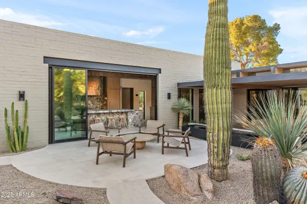 6135 N 51st Place, Paradise Valley, AZ 85253