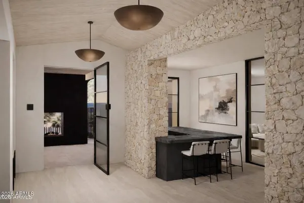 5709 N Harding Drive, Paradise Valley, AZ 85253