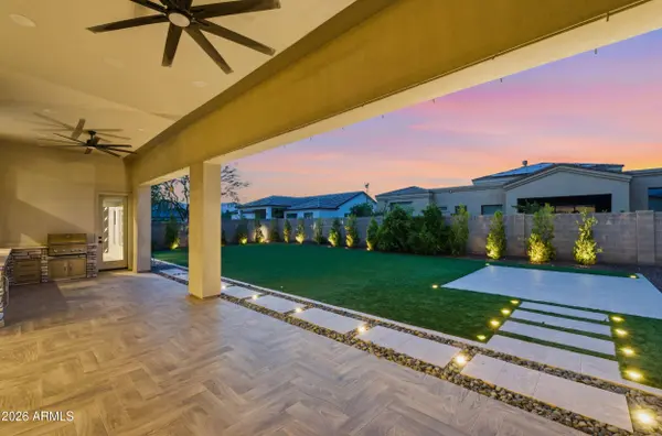 18206 W SAN MIGUEL Court, Litchfield Park, AZ 85340