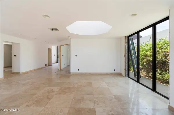 5964 N ECHO CANYON Drive, Phoenix, AZ 85018