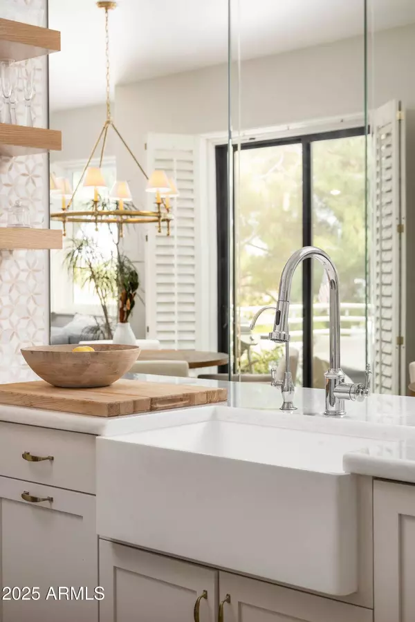 8270 N HAYDEN Road #2011, Scottsdale, AZ 85258