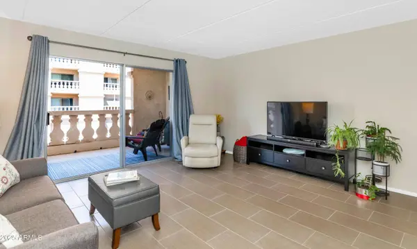 7960 E CAMELBACK Road #409, Scottsdale, AZ 85251