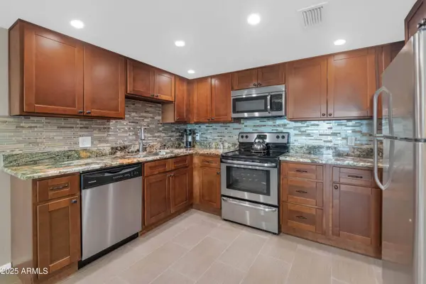 7960 E CAMELBACK Road #409, Scottsdale, AZ 85251
